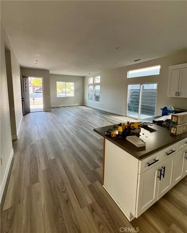 Desert Hot Springs, CA 92240,66231 3rd