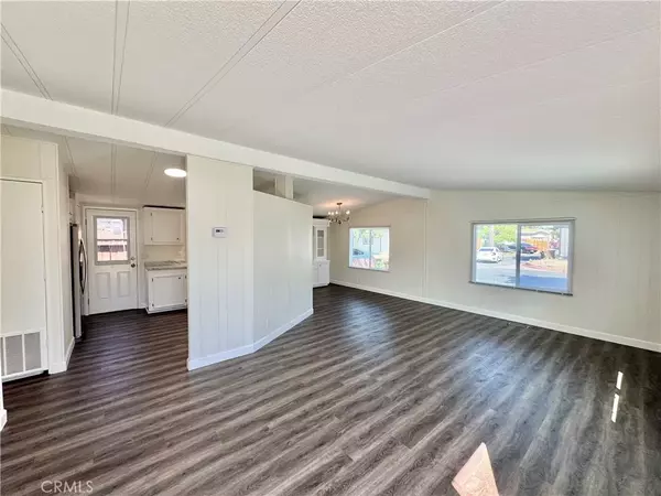 Colton, CA 92324,700 E Washington #107