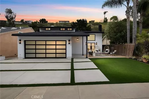 San Diego, CA 92122,4282 Robbins Street
