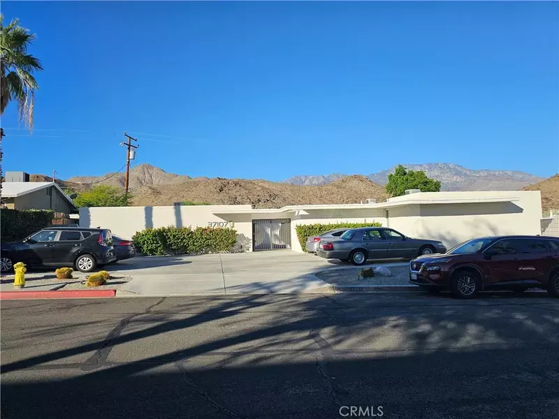 37107 Bankside, Cathedral City, CA 92234