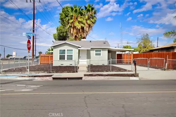 424 W Acacia Avenue, Hemet, CA 92543