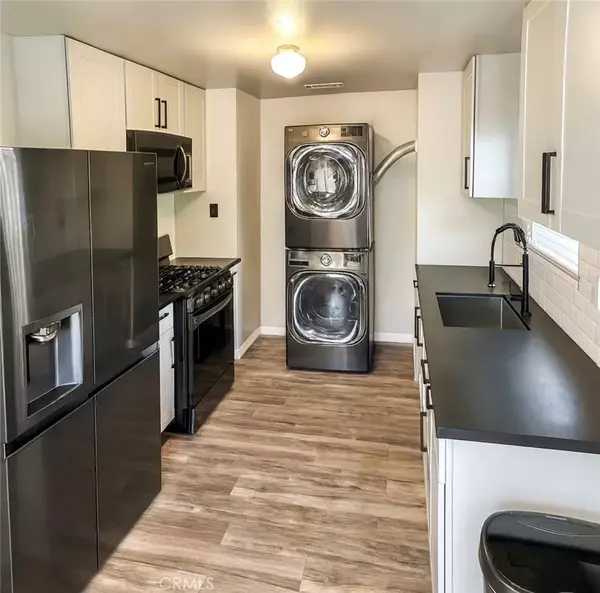 1872 Lemon Avenue, Long Beach, CA 90806