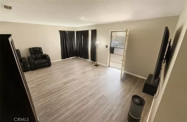 Long Beach, CA 90806,1872 Lemon Avenue