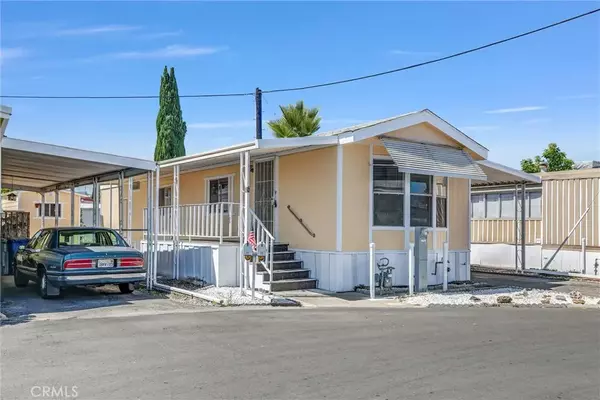 El Cajon, CA 92019,410 S 1st #30