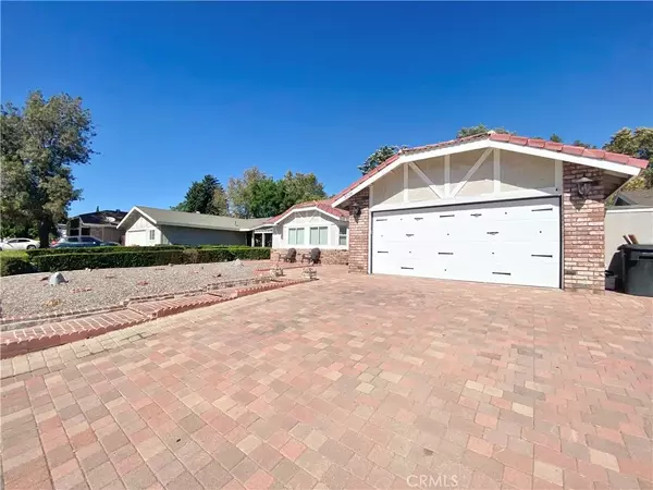 Lake Elsinore, CA 92530,3526 Lake Crest Drive