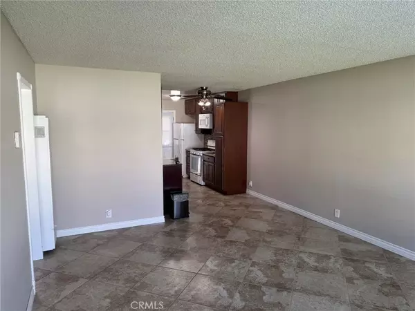 Lake Elsinore, CA 92530,150 E Lakeshore Drive #14