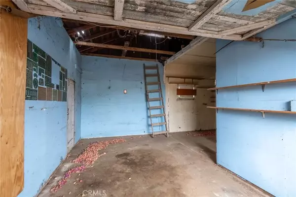 Riverside, CA 92507,957 Center Street