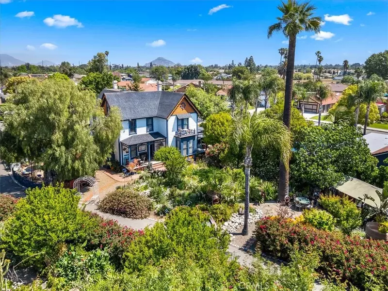 5211 Central, Riverside, CA 92504