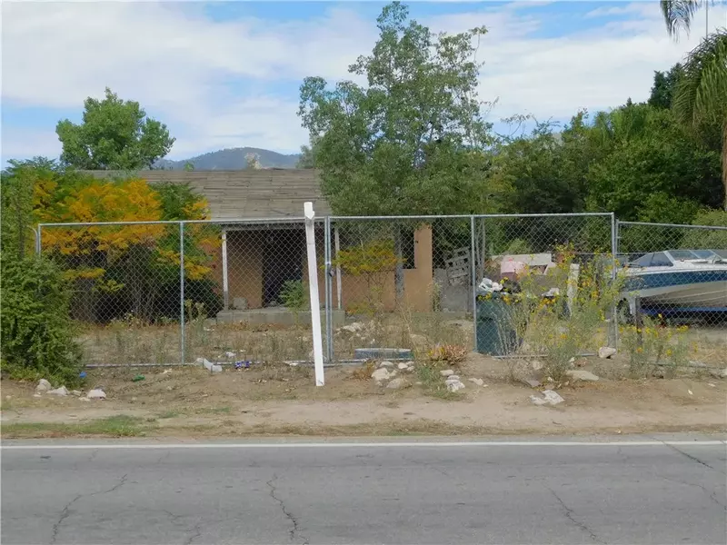 2236 Ogden, San Bernardino, CA 92407