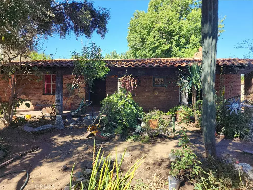 Riverside, CA 92501,3221 Redwood