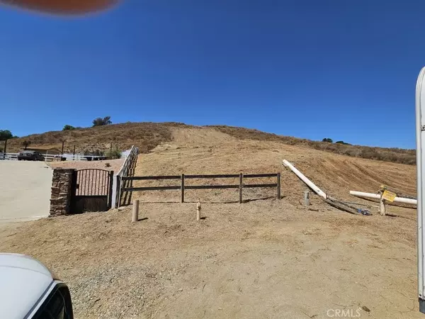 Moreno Valley, CA 92555,0 Sean