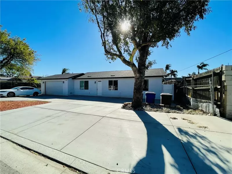 8990 Galena, Jurupa Valley, CA 92509