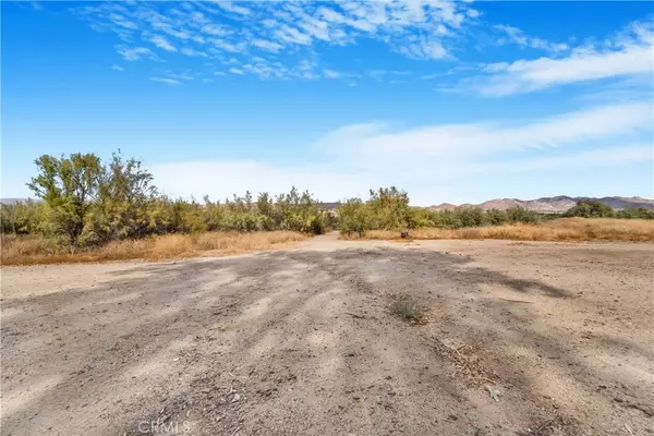 Lake Elsinore, CA 92530,0 Grand