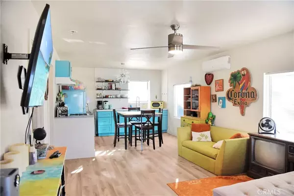 Joshua Tree, CA 92252,6435 Valley View