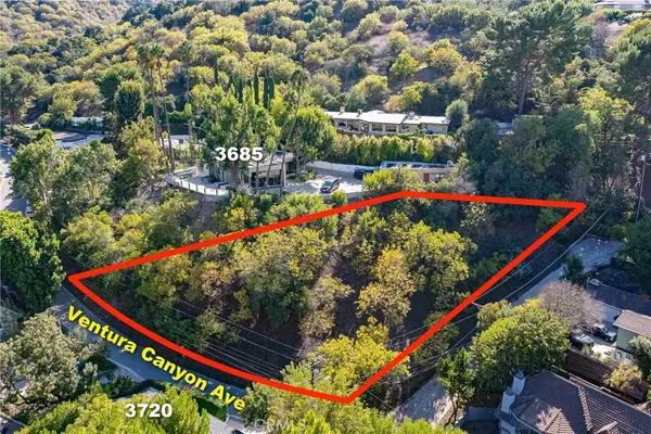 Sherman Oaks, CA 91423,3721 Ventura Canyon