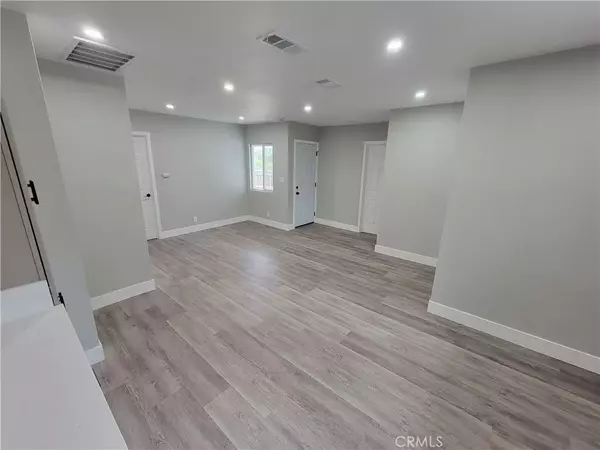 Yucaipa, CA 92399,12421 Ridgewood Dr