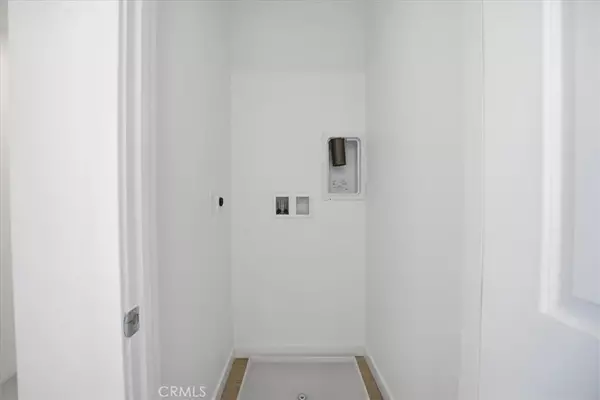 Pico Rivera, CA 90660,9328 Via Azul