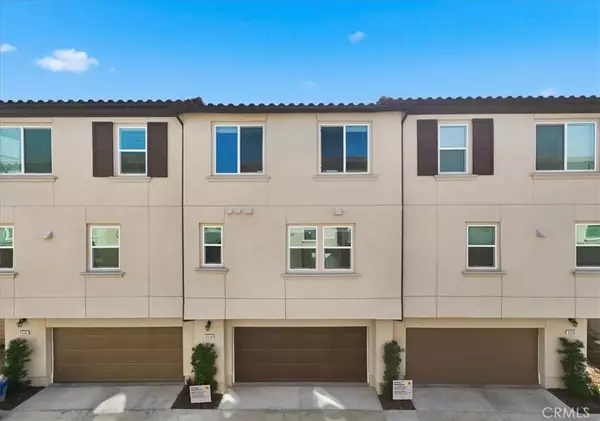 Pico Rivera, CA 90660,9326 Via Azul