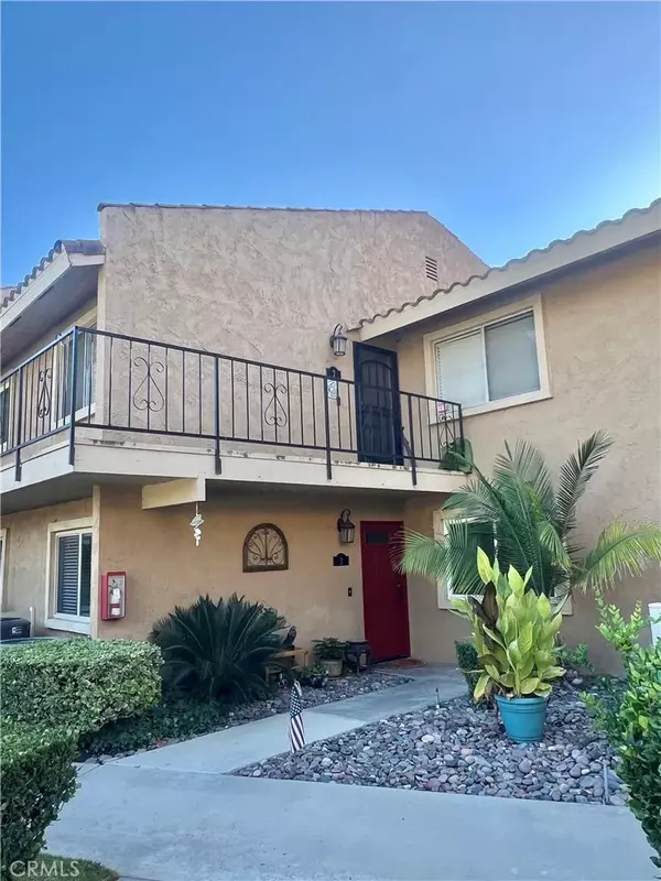 24319 Canyon Lake Drive North #7, Canyon Lake, CA 92587