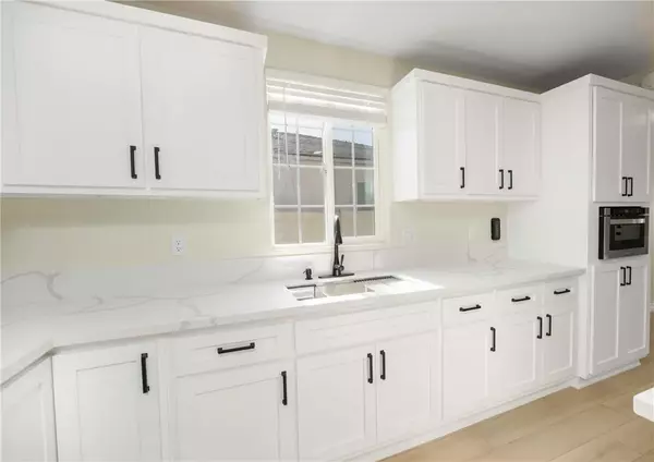 Riverside, CA 92503,3895 Castleman