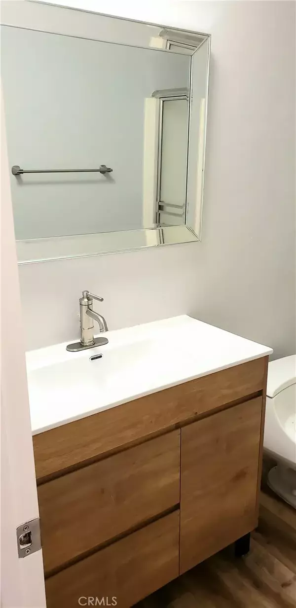 Encino, CA 91316,5400 Newcastle Avenue #64