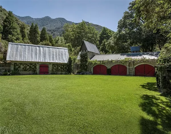 Oak Glen, CA 92399,38838 Birch Creek