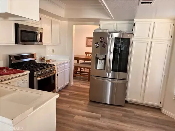 Rialto, CA 92377,582 W Galway