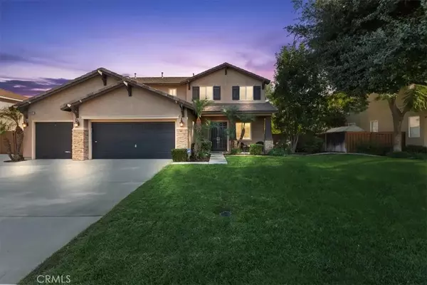 Riverside, CA 92508,8682 Barnwood