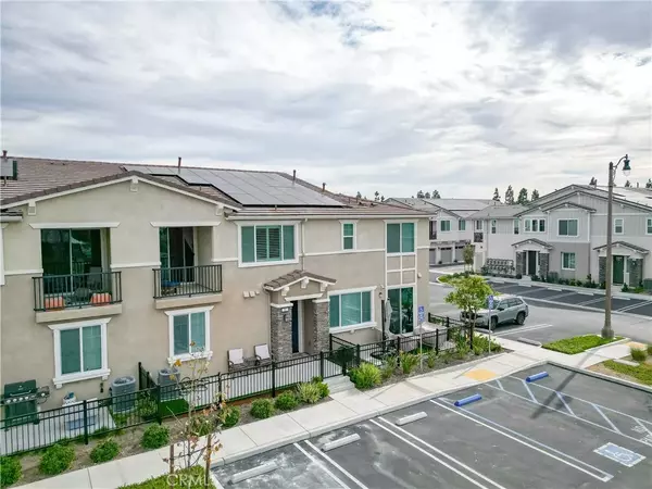 Fontana, CA 92336,16540 Wyndham Lane #10