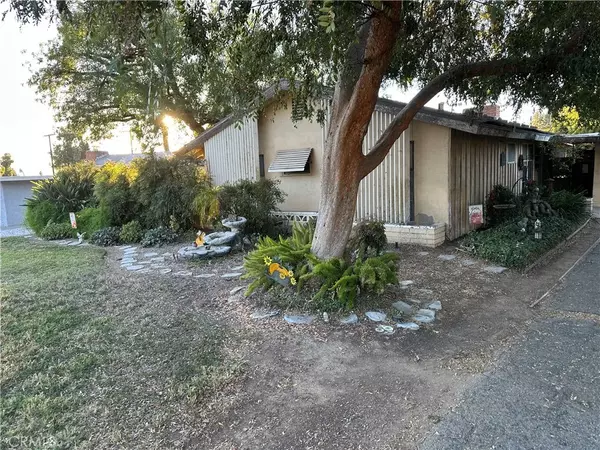 Riverside, CA 92506,5247 Monterey
