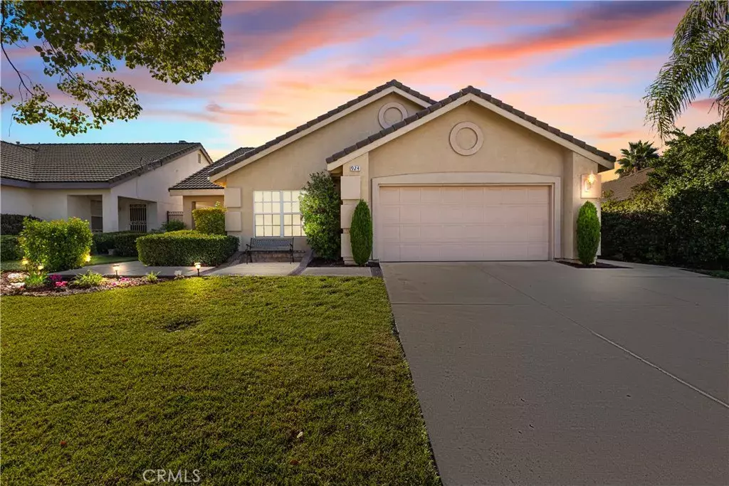 Redlands, CA 92374,924 Riverview