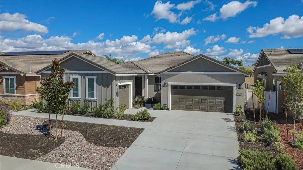 30540 Oak Summit Drive, Menifee, CA 92584