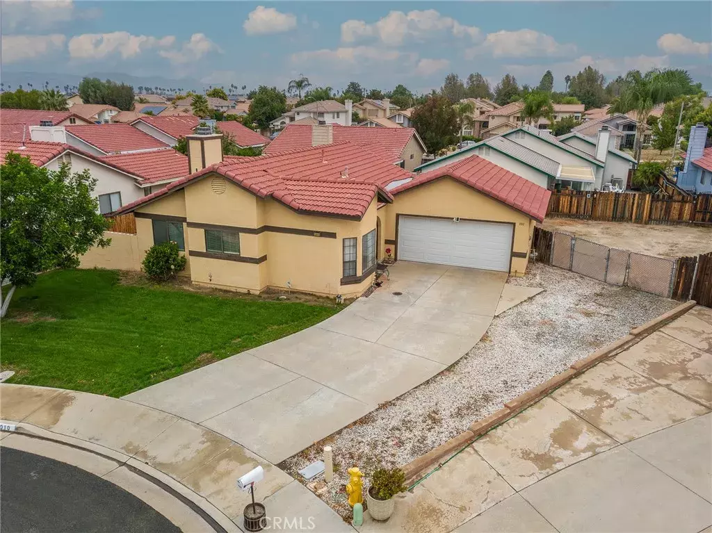 Hemet, CA 92543,1010 Basalt Court