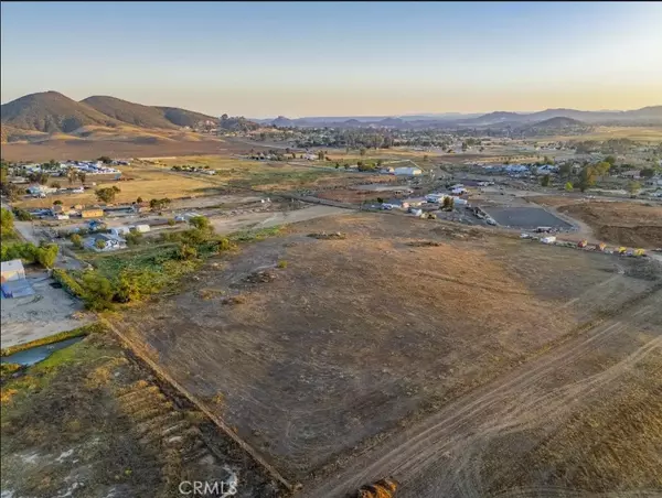 Winchester, CA 92596,0 Patita