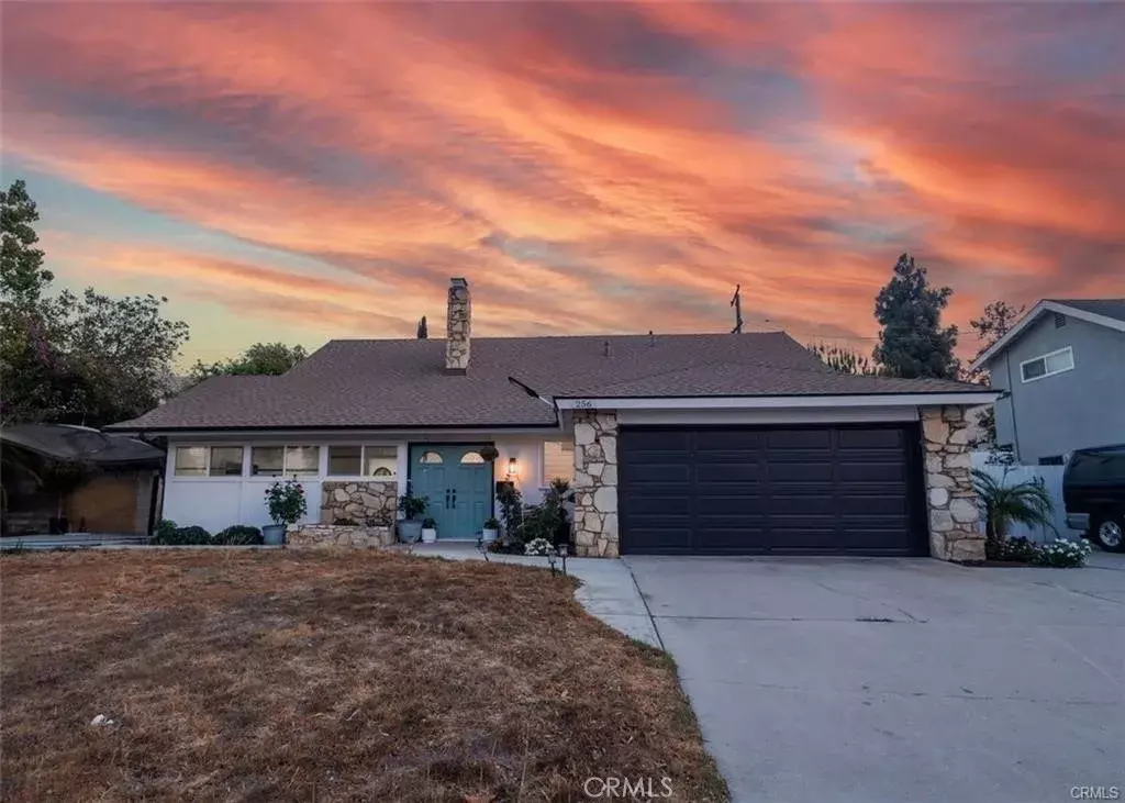 Corona, CA 92879,256 E Mission