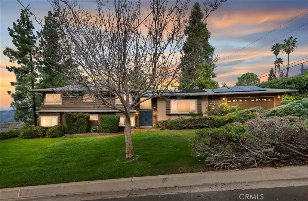 Yucaipa, CA 92399,36352 Highland