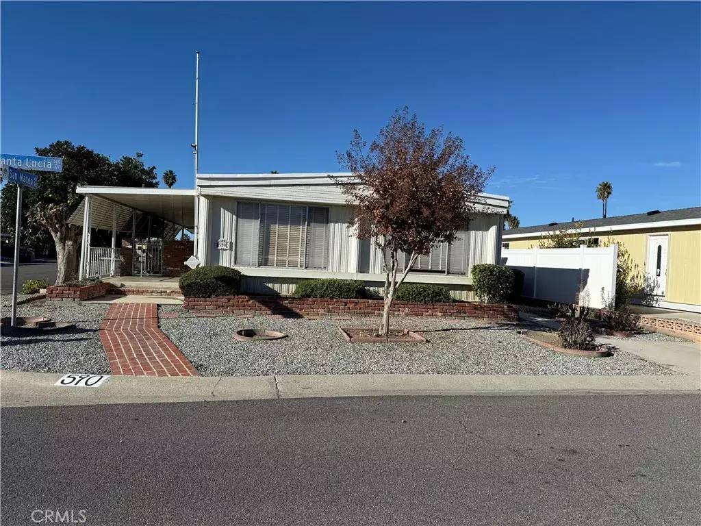 Hemet, CA 92543,590 Santa Lucia