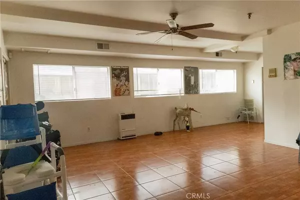 Ladera Heights, CA 90056,6100 S Fairfax Avenue