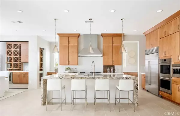 Chatsworth, CA 91311,21162 Poema Place