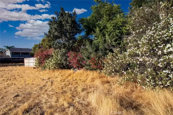 Hemet, CA 92543,26488 San Jacinto