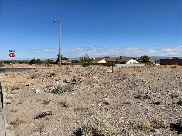Needles, CA 92363,2201 Casa Del Sol