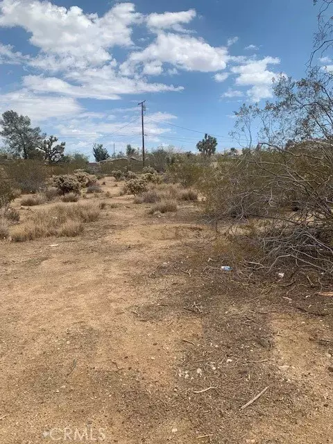 Yucca Valley, CA 92284,0 Emerson