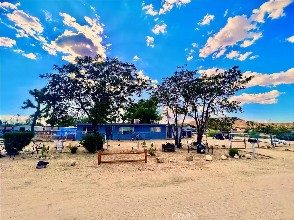 Yucca Valley, CA 92284,6362 marvin Drive