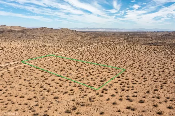 Landers, CA 92284,58300 Luna Vista