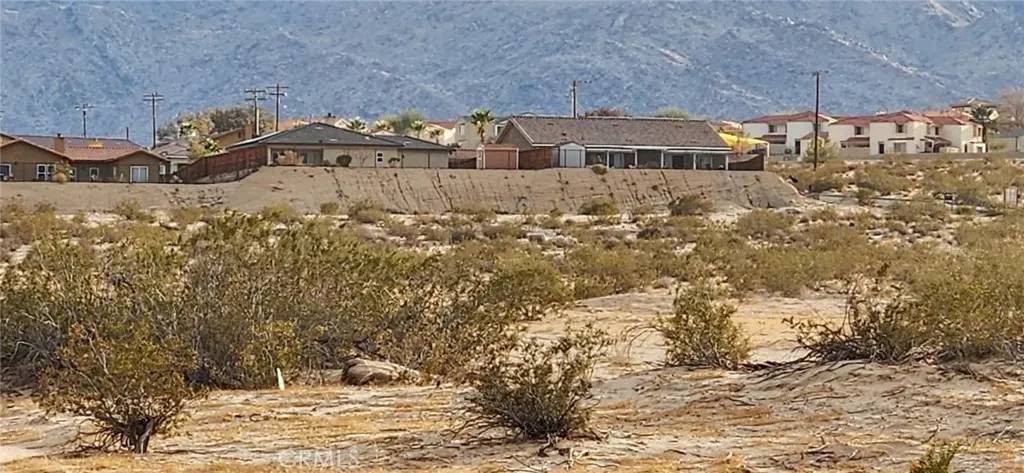 29 Palms, CA 92277,0 Desert Knoll