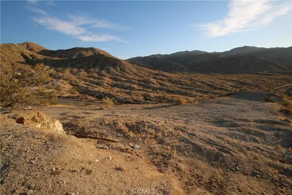 Desert Hot Springs, CA 92240,9062 Calle De Vecinos