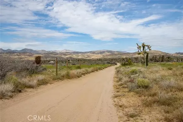 Pioneertown, CA 92268,52550 Geronimo
