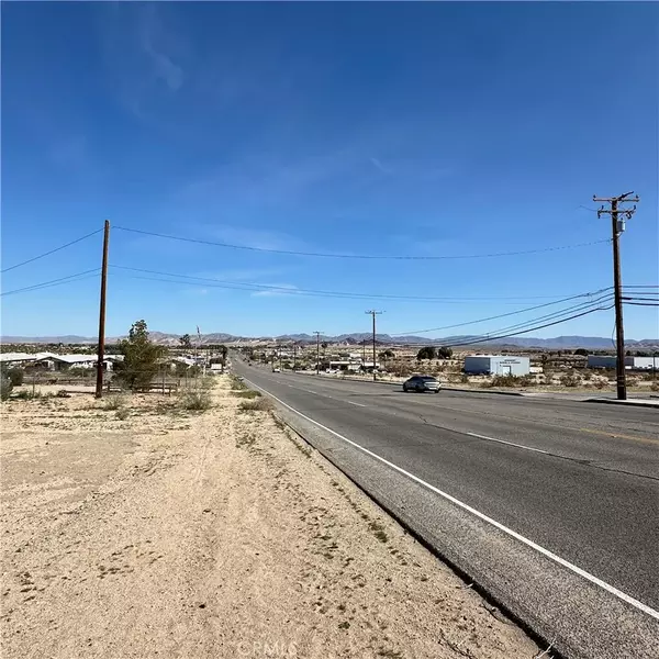 29 Palms, CA 92277,6136 Adobe