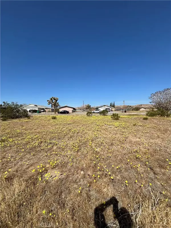 Yucca Valley, CA 92284,6453 Linda Lee