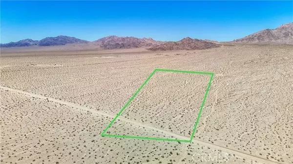 29 Palms, CA 92277,592 Ironage Rd